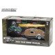 1947 Teardrop Trailer Hitch and Tow Trailer Greenlight 1:24 Series